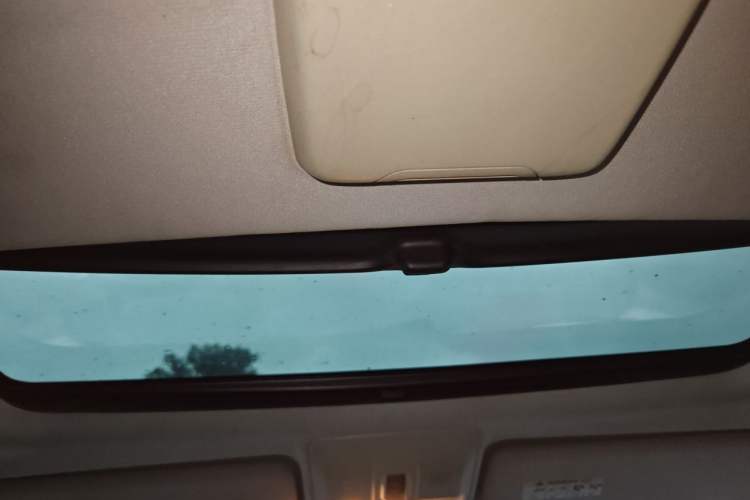 Used Land Rover Discovery 2012 3.0 SDV6 HSE Diesel Version Headliner