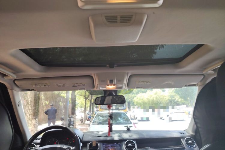 Used Land Rover Discovery 2012 3.0 SDV6 HSE Diesel Version Headliner