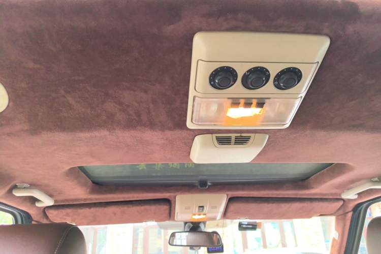 Used Land Rover Discovery 2012 5.0 V8 HSE Headliner