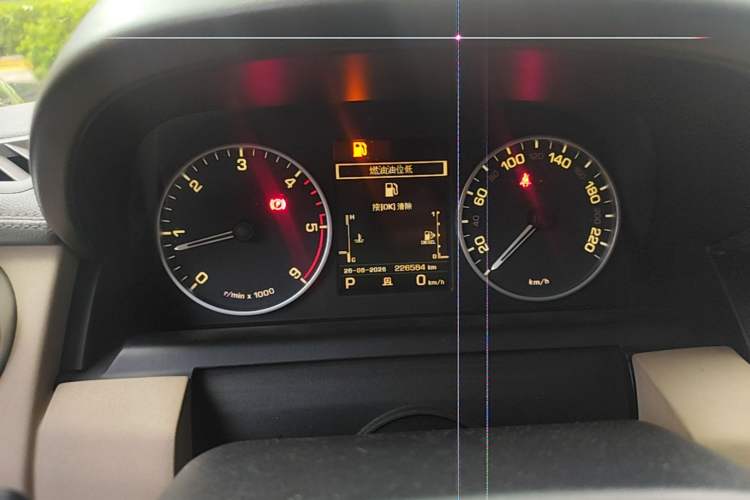 Used Land Rover Discovery 2012 3.0 SDV6 HSE Diesel Version Instrument Cluster