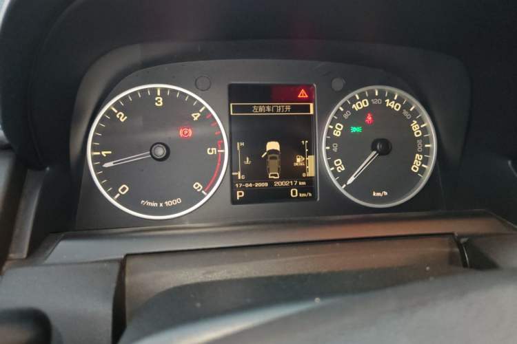 Used Land Rover Discovery 2012 3.0 SDV6 HSE Diesel Version Instrument Cluster