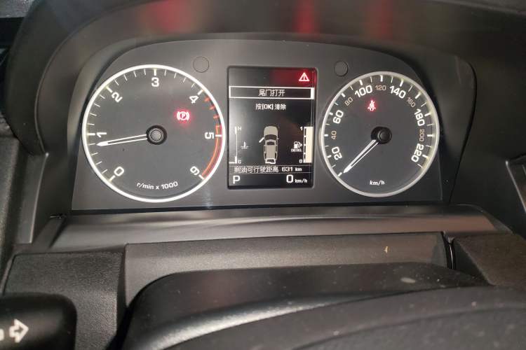 Used Land Rover Discovery 2012 3.0 SDV6 HSE Diesel Version Instrument Cluster