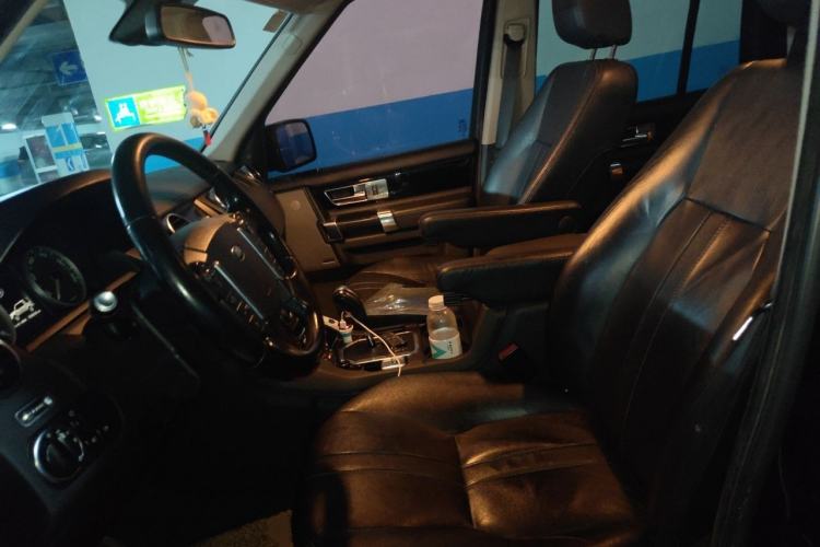 Used Land Rover Discovery 2012 3.0 SDV6 HSE Diesel Version Left Front Seat