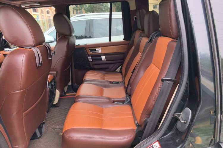 Used Land Rover Discovery 2012 5.0 V8 HSE Left Rear Seat