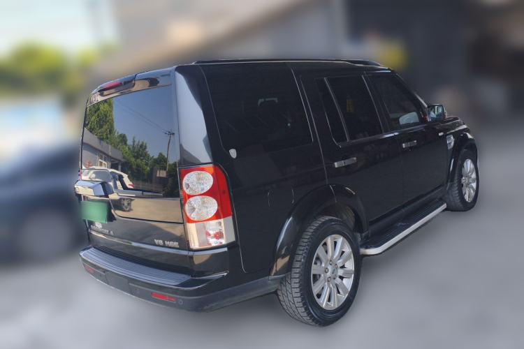 Used Land Rover Discovery 2012 5.0 V8 SE Rear Right 45 Deg