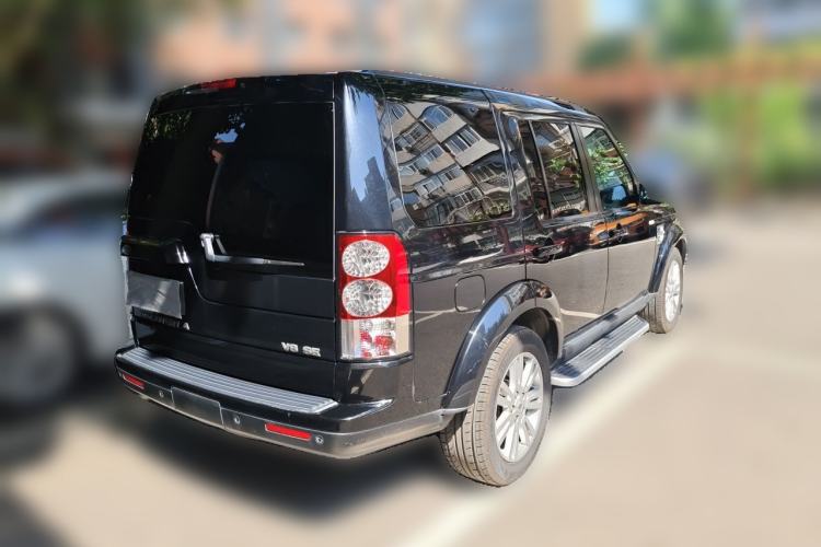 Used Land Rover Discovery 2012 5.0 V8 SE Rear Right 45 Deg