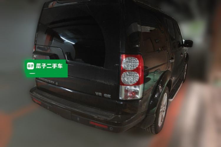 Used Land Rover Discovery 2012 5.0 V8 SE Rear Right 45 Deg