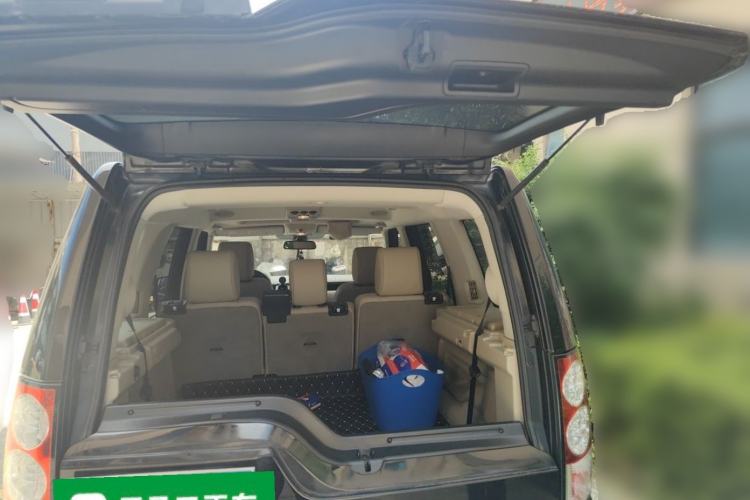 Used Land Rover Discovery 2012 5.0 V8 SE Trunk
