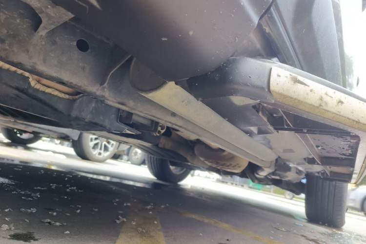 Used Land Rover Discovery 2012 3.0 SDV6 HSE Diesel Version Chassis Front Left