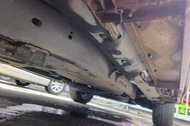 Used Land Rover Discovery 2012 3.0 SDV6 HSE Diesel Version Chassis Rear Right