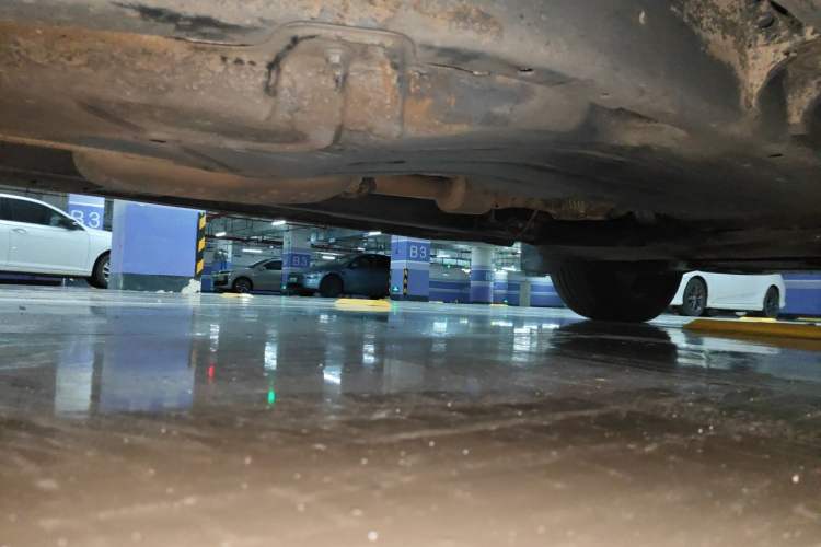Used Land Rover Discovery 2012 3.0 SDV6 HSE Diesel Version Chassis Rear Right