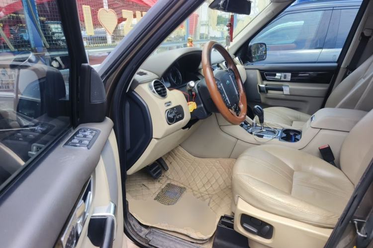 Used Land Rover Discovery 2012 3.0 SDV6 HSE Diesel Version Driver Seat