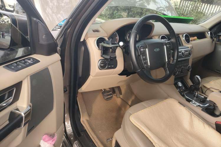 Used Land Rover Discovery 2012 3.0 SDV6 HSE Diesel Version Driver Seat