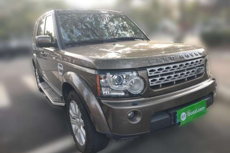 Used Land Rover Discovery 2012 3.0 SDV6 HSE Diesel Version Front Right 45 Deg