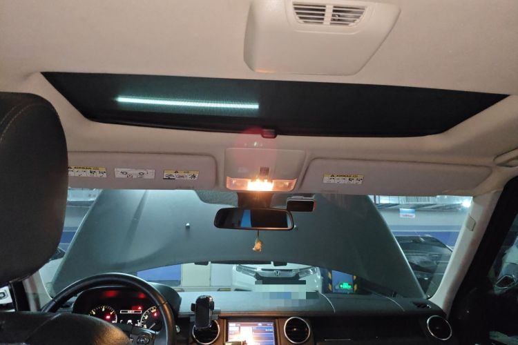 Used Land Rover Discovery 2012 3.0 SDV6 HSE Diesel Version Headliner