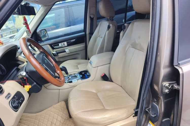Used Land Rover Discovery 2012 3.0 SDV6 HSE Diesel Version Left Front Seat