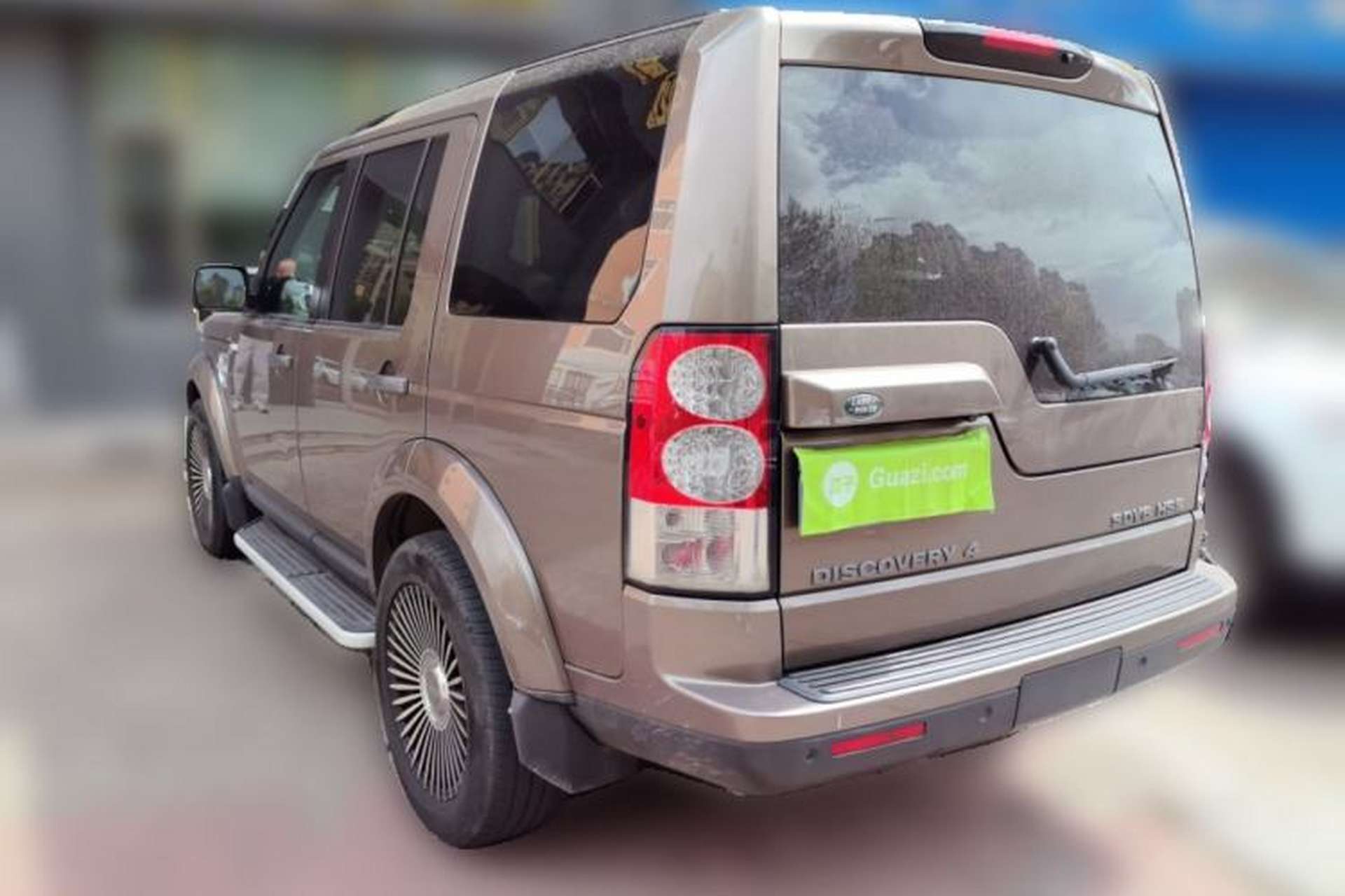 Used Land Rover Discovery  Rear Left 45 Deg
