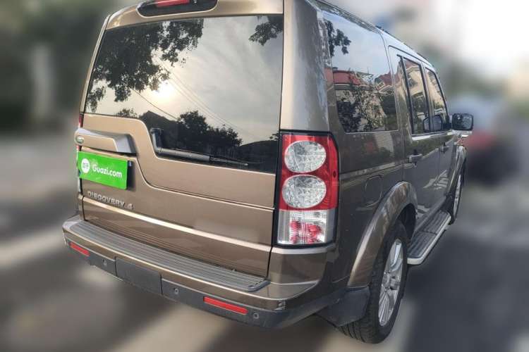 Used Land Rover Discovery 2012 3.0 SDV6 HSE Diesel Version Rear Right 45 Deg