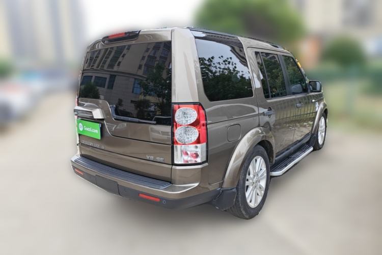 Used Land Rover Discovery 2012 5.0 V8 SE Rear Right 45 Deg