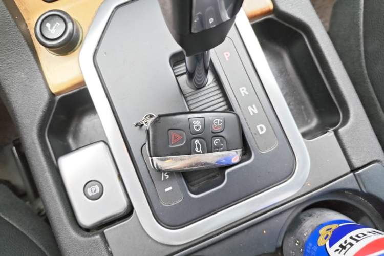 Used Land Rover Discovery 2012 5.0 V8 SE Vehicle Key