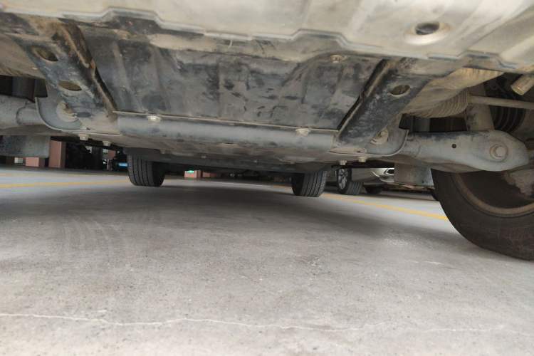 Used Land Rover Discovery 2012 3.0 SDV6 HSE Diesel Version Chassis Front