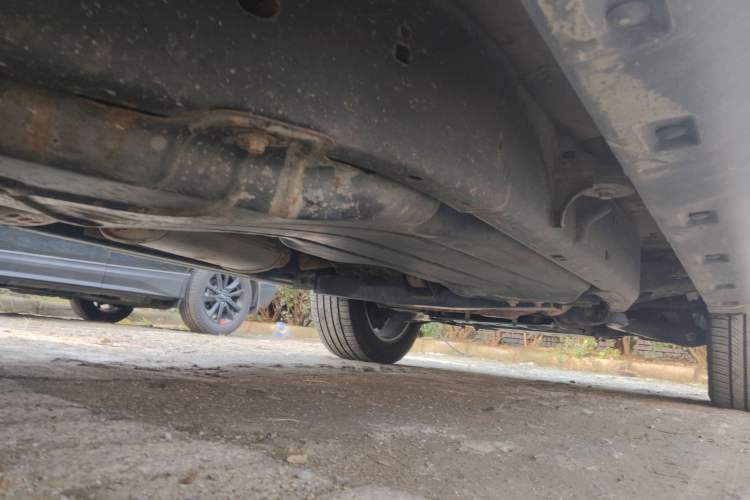 Used Land Rover Discovery 2012 5.0 V8 HSE Chassis Rear Right