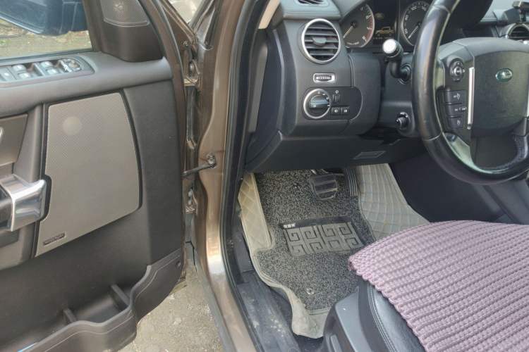 Used Land Rover Discovery 2012 5.0 V8 HSE Driver Seat