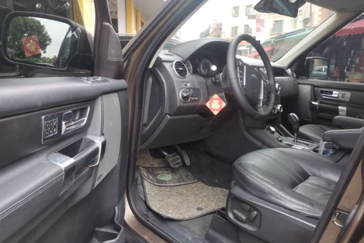 Used Land Rover Discovery 2012 3.0 SDV6 HSE Diesel Version Driver Seat