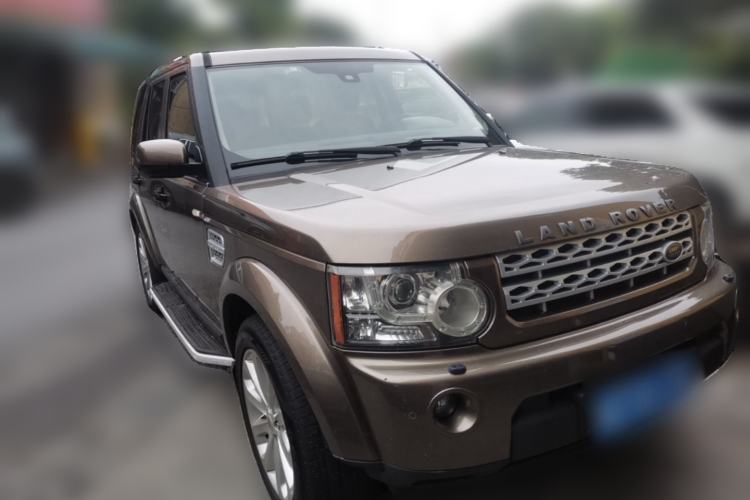 Used Land Rover Discovery 2012 3.0 SDV6 HSE Diesel Version Front Right 45 Deg