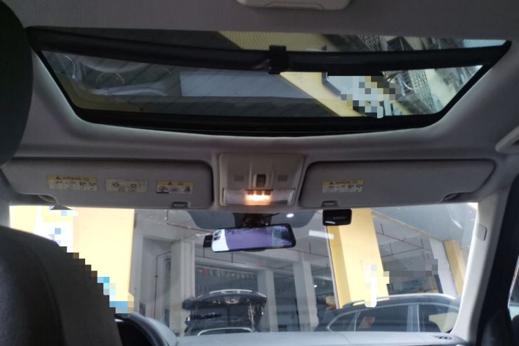 Used Land Rover Discovery 2012 3.0 SDV6 HSE Diesel Version Headliner