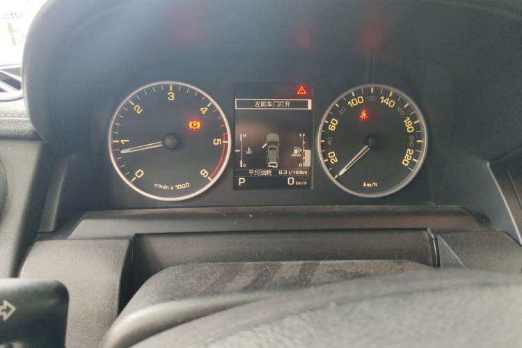 Used Land Rover Discovery 2012 3.0 SDV6 HSE Diesel Version Instrument Cluster