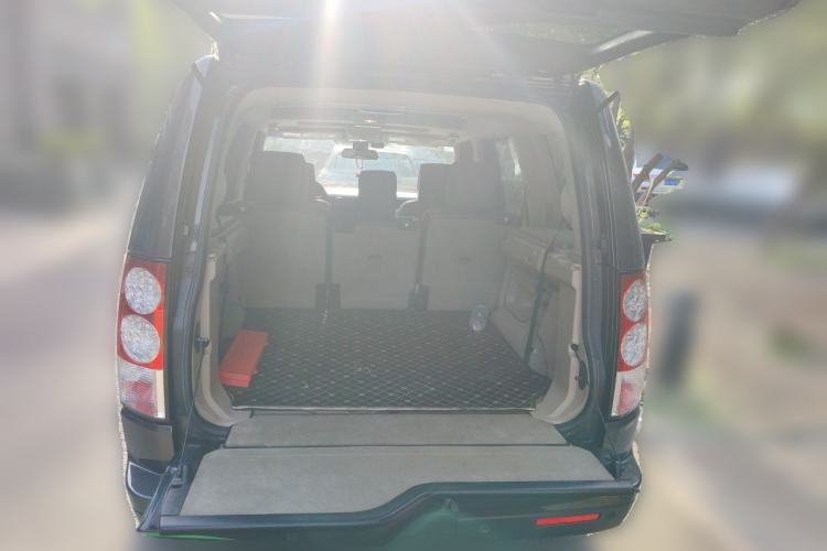 Used Land Rover Discovery 2012 3.0 SDV6 HSE Prestige Limited Edition Trunk