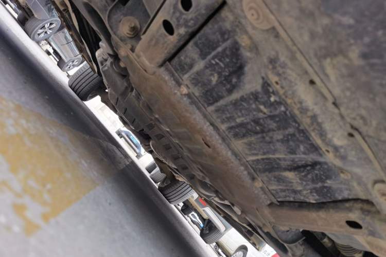 Used Land Rover Discovery 2012 3.0 SDV6 HSE Diesel Version Chassis Front