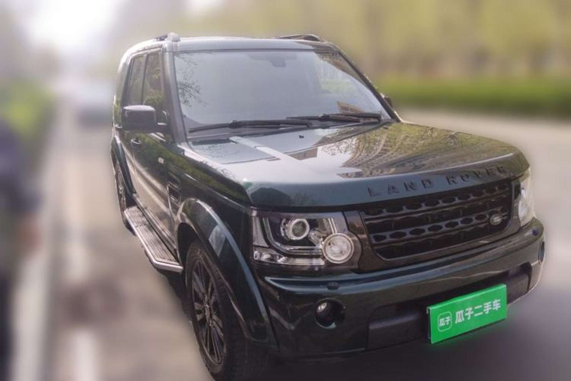 Used Land Rover Discovery 2012 3.0 SDV6 HSE Diesel Version Front Right 45 Deg