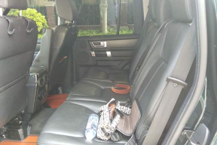 Used Land Rover Discovery 2012 3.0 SDV6 HSE Diesel Version Left Rear Seat