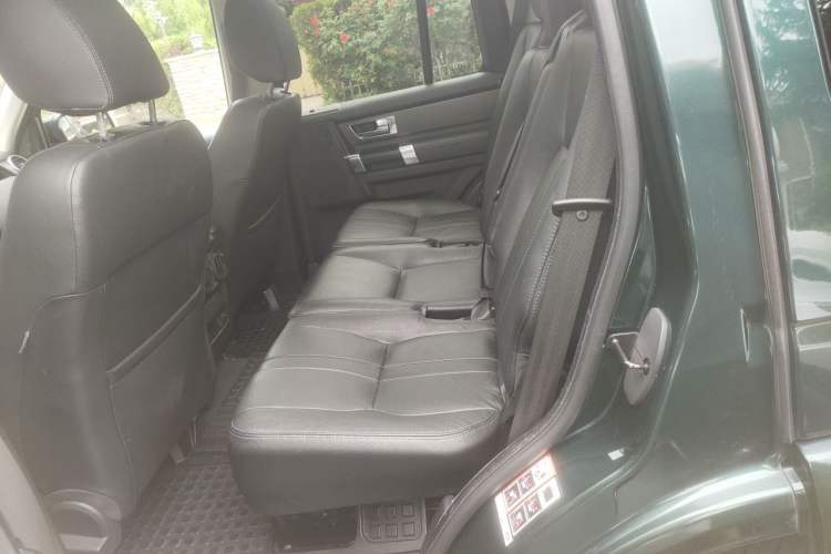 Used Land Rover Discovery 2012 5.0 V8 HSE Left Rear Seat