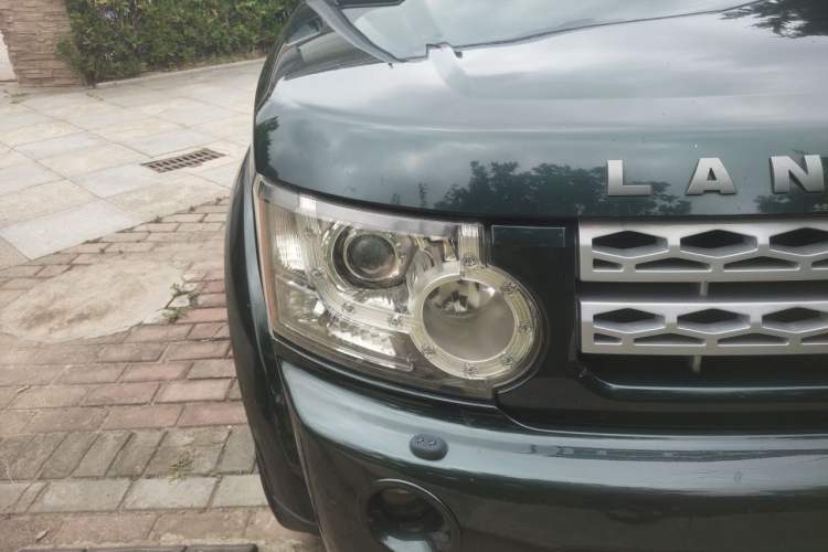 Used Land Rover Discovery 2012 5.0 V8 HSE Right Front Headlight