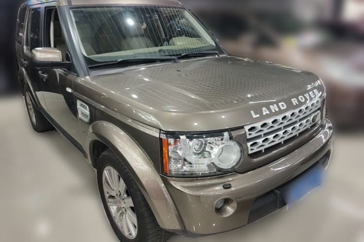 Used Land Rover Discovery 2012 3.0 SDV6 HSE Diesel Version Front Right 45 Deg