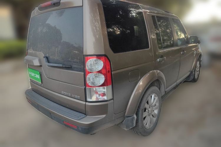 Used Land Rover Discovery 2012 3.0 SDV6 HSE Diesel Version Rear Right 45 Deg