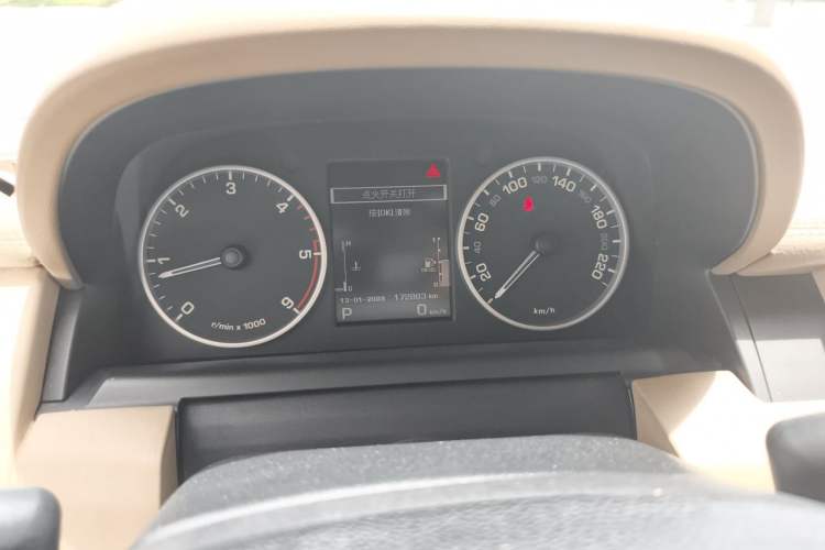Used Land Rover Discovery 2012 3.0 SDV6 HSE Diesel Version Instrument Cluster