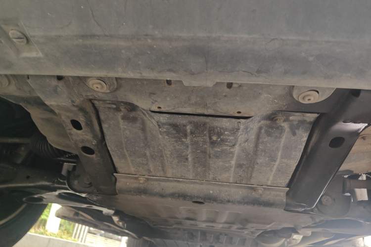 Used Land Rover Discovery 2012 3.0 SDV6 HSE Diesel Version Chassis Front