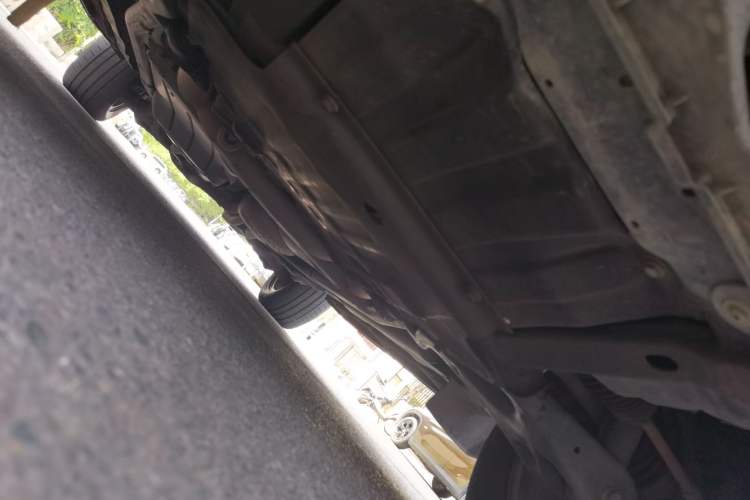 Used Land Rover Discovery 2012 5.0 V8 HSE Chassis Front