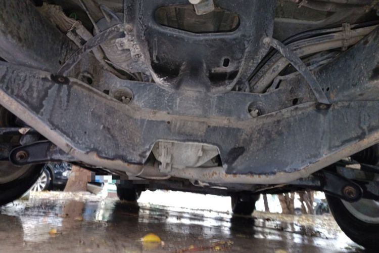 Used Land Rover Discovery 2012 3.0 SDV6 HSE Diesel Version Chassis Rear