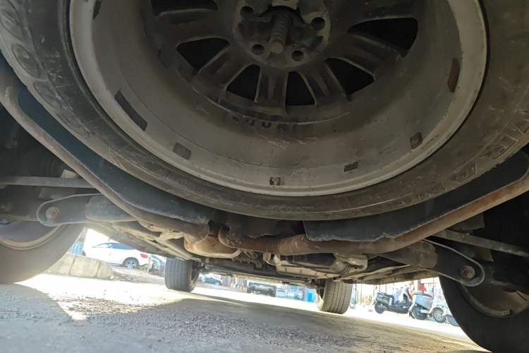 Used Land Rover Discovery 2012 3.0 SDV6 HSE Diesel Version Chassis Rear