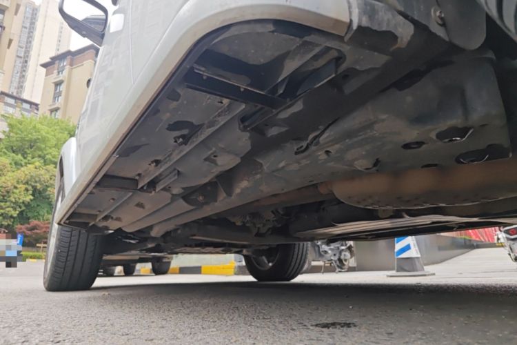 Used Land Rover Discovery 2012 5.0 V8 SE Chassis Rear Left
