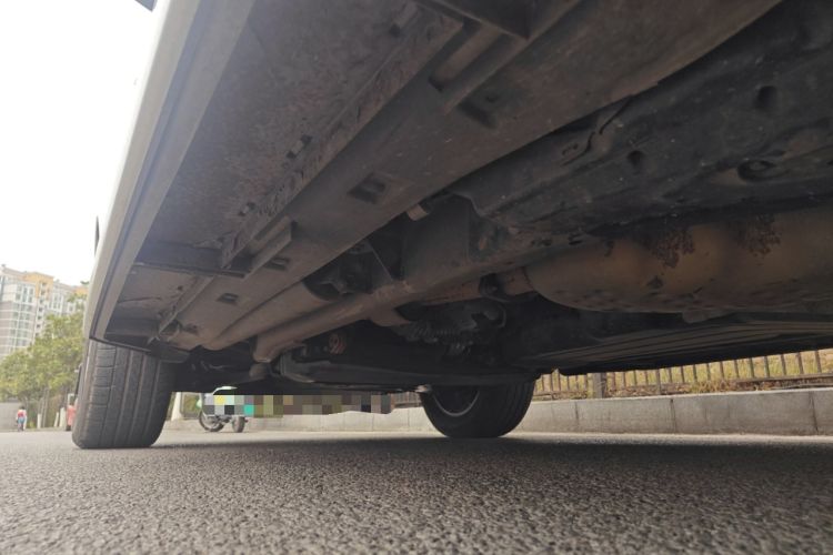 Used Land Rover Discovery 2012 3.0 SDV6 HSE Diesel Version Chassis Rear Left