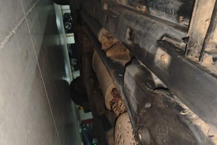 Used Land Rover Discovery 2012 5.0 V8 SE Chassis Rear Left