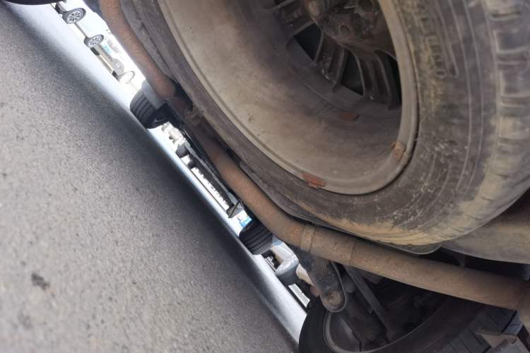 Used Land Rover Discovery 2012 5.0 V8 HSE Chassis Rear