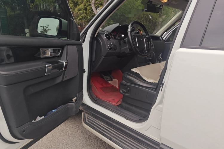 Used Land Rover Discovery 2012 3.0 SDV6 HSE Diesel Version Driver Seat