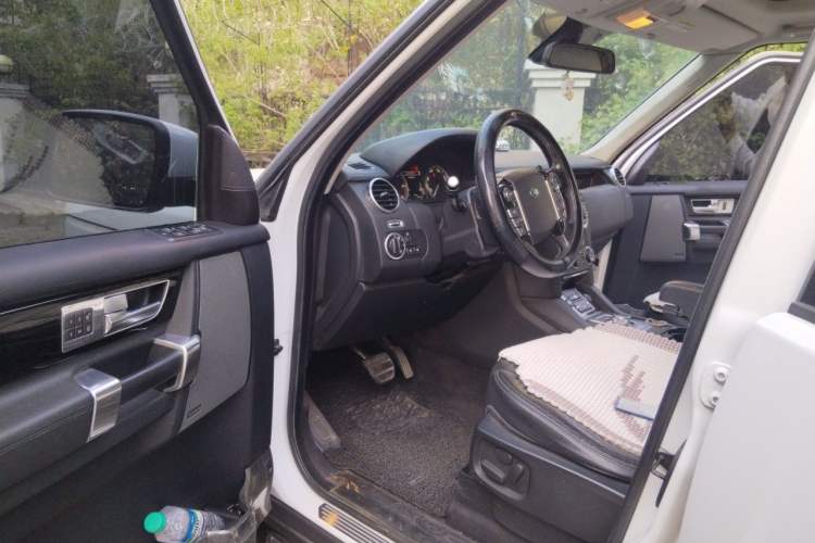 Used Land Rover Discovery 2012 3.0 SDV6 HSE Diesel Version Driver Seat